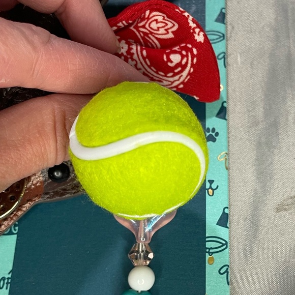 Piper K Dog Bag Charm with Red Bandana and Tennis Ball - Picture 6 of 6